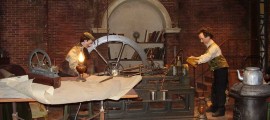 image de la fabrication artisanale des premiers moteurs à combustion