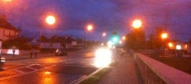 une route de nuit en irlande
