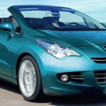 L'image présente une 208 CC qui a déjà un peu vieilli d'après ce que l'on connait du style Peugeot actuellement