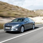 Peugeot dévoile de nouvelles photos de la 508 sur Facebook peugeot 508 sur la route