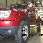 Un Dacia Duster 4×4 avec un tarif un peu plus élevé ? aile gauche dacia duster