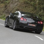 arriere nissan gt-r 2012 arriere nissan gt r 2012 150x150 La Nissan GTR édition 2012 gagne 20 chevaux supplémentaires