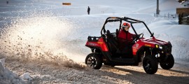 derapage sur la glace en polaris zrz