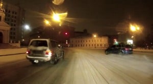 Vidéo fun : drifter en BM sur la neige à Moscou drifter sur la glace en russie a moscou