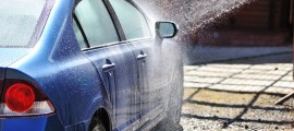 le lavage d'une voiture