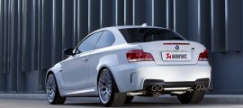 la bmw m1 akrapovic et ses 4 sorties