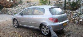 le lavage d'une peugeot 307 au karcher