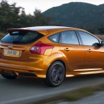 Ford Focus ST / Renault Megane RS, le match ! la ford focus st en vue 3/4 arrière