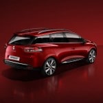 la renault clio iv estate vue de l'arrière