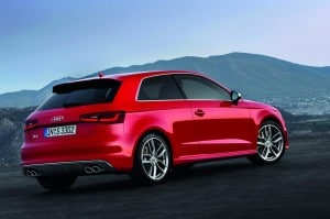 La nouvelle Audi S3 2013 passe la barre des 300 ch ! l'arrière de la nouvelle audi s3