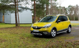 Le Renault Scenic 2013 se décline en XMOD pour les baroudeurs Renault-Scenic-XMOD