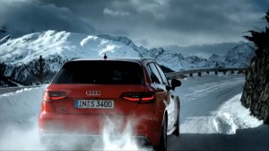 une audi s3 sportback pleins gaz sur la neige