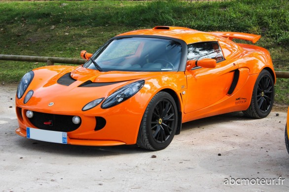 Lotus Elise orange