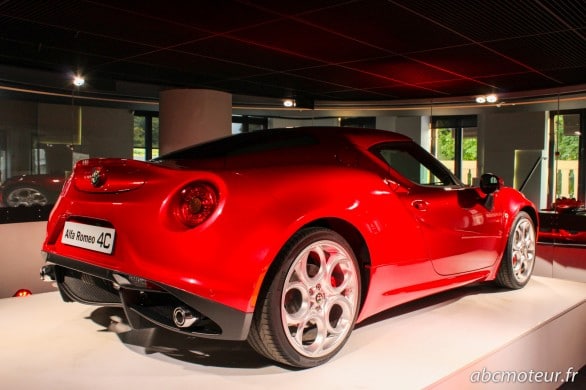 3-4 arriere Alfa Romeo 4C