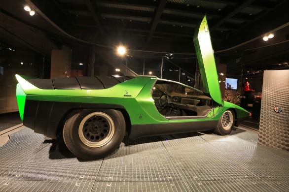 Alfa Romeo Carabo 3-4 arriere