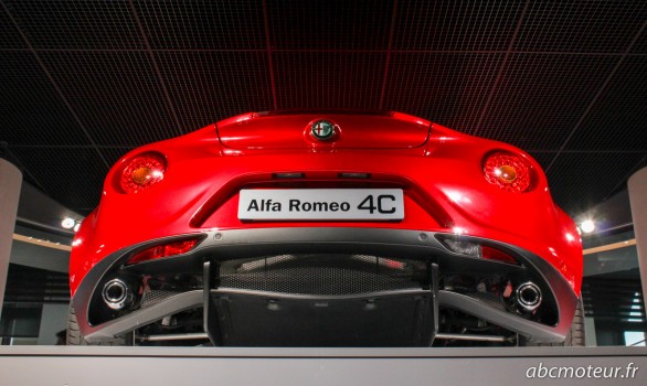 arriere Alfa Romeo 4C
