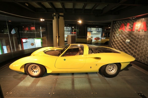 profil Alfa Romeo 33.2 Pininfarina