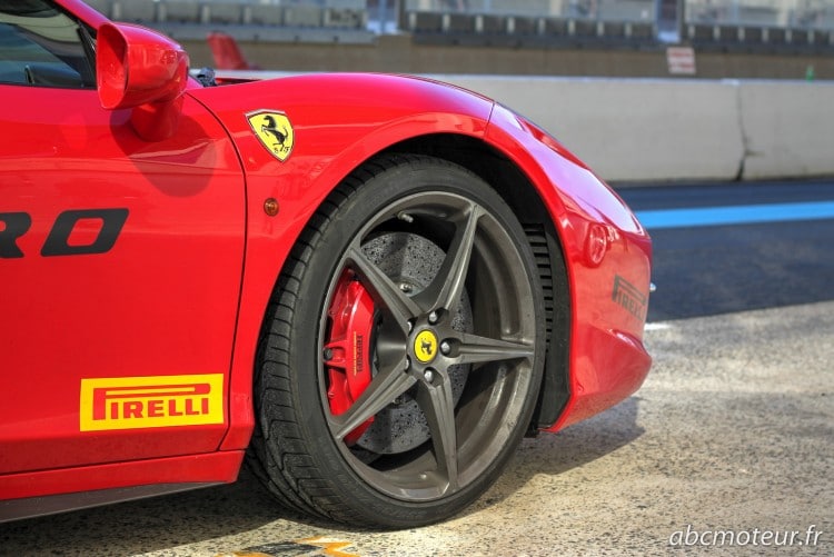 pneu P Zero Ferrari 458 Italia Spider