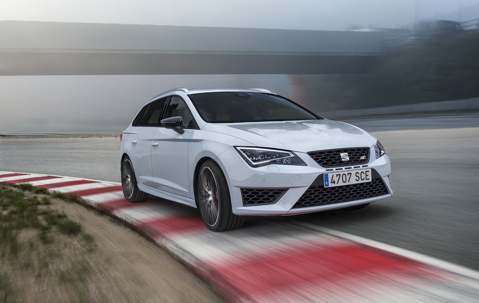 Seat Leon ST Cupra jusqu'à 280 ch pour le break espagnol