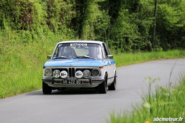 avant BMW 2002 ti 1971 speciale Tour Auto 2015