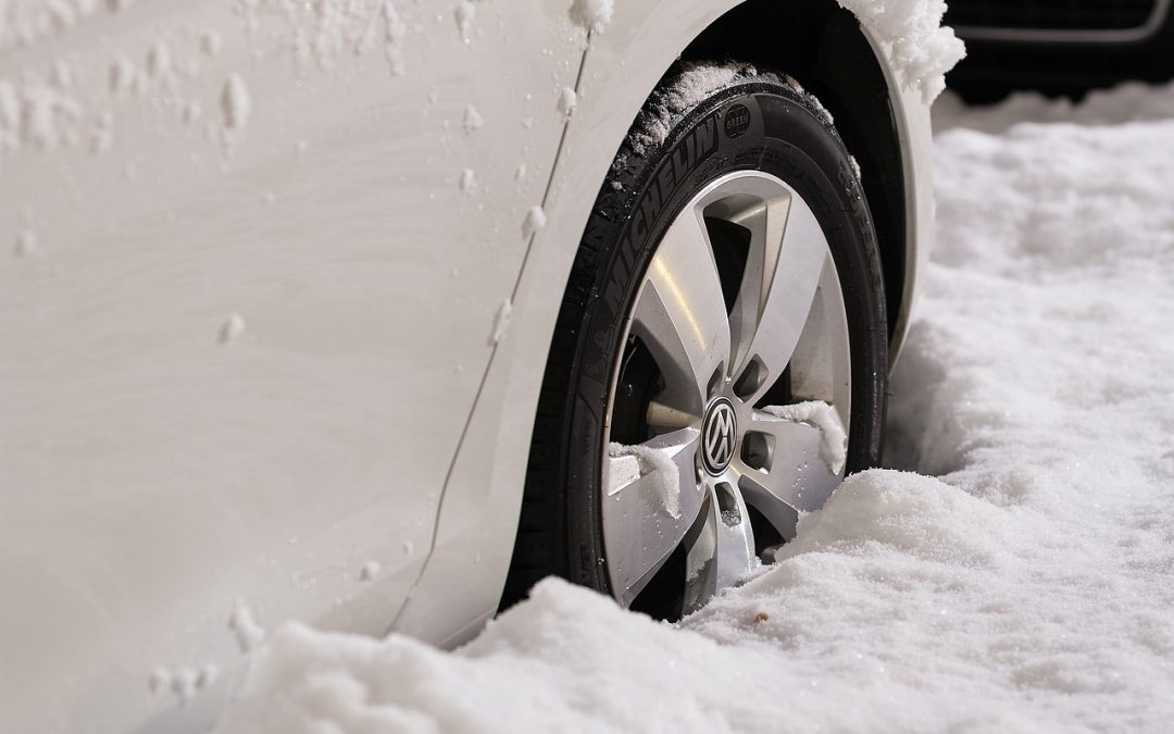 Comment bien préparer sa voiture pour l&rsquo;hiver ? Toutes nos astuces pour ne pas subir le froid