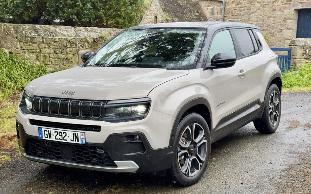 Essai Jeep Avenger e-Hybrid (2024) : mérite-il son titre de voiture de l&rsquo;année ?