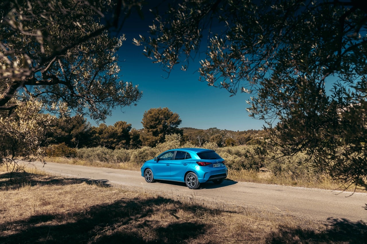 Une vue arrière de la MG3 Hybrid +